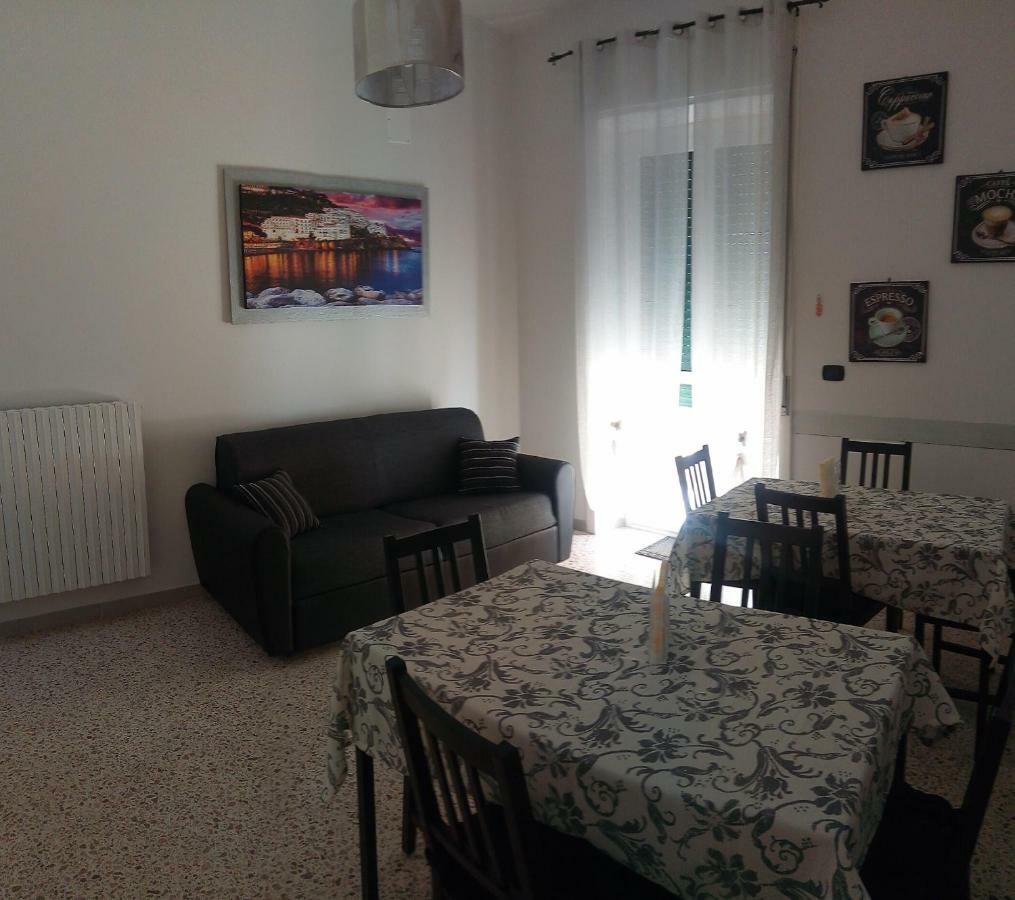 B&B Malaga Salerno Exterior foto